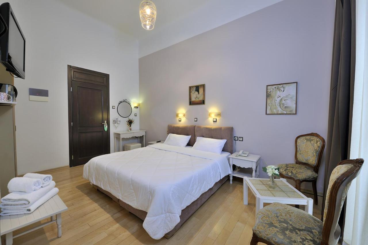 Dryades & Orion Hotel Атина Екстериор снимка