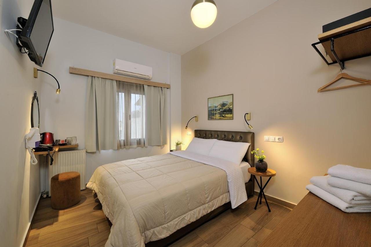 Dryades & Orion Hotel Атина Екстериор снимка